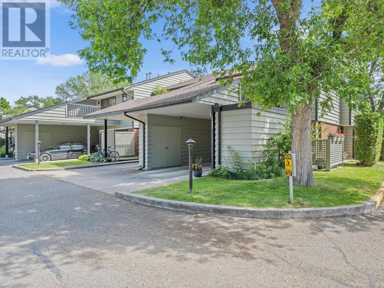 123-1050 Springfield Road, Kelowna, BC, V1T 8J7