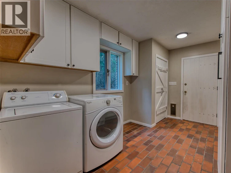 4452 Sleepy Hollow Road, Armstrong, BC, V0E 1B4 - 9