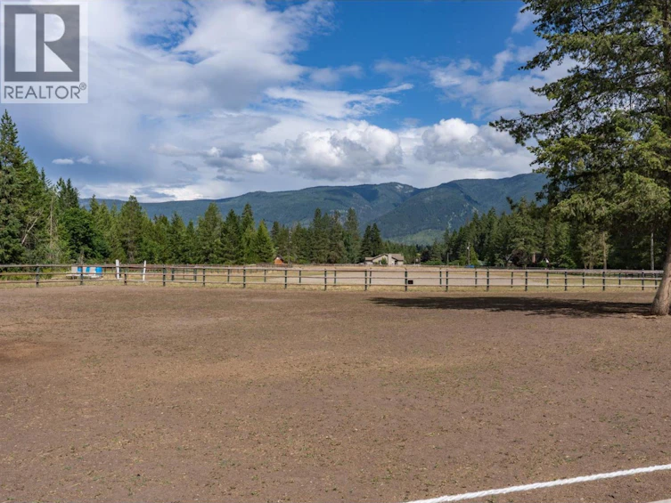 4452 Sleepy Hollow Road, Armstrong, BC, V0E 1B4 - 53