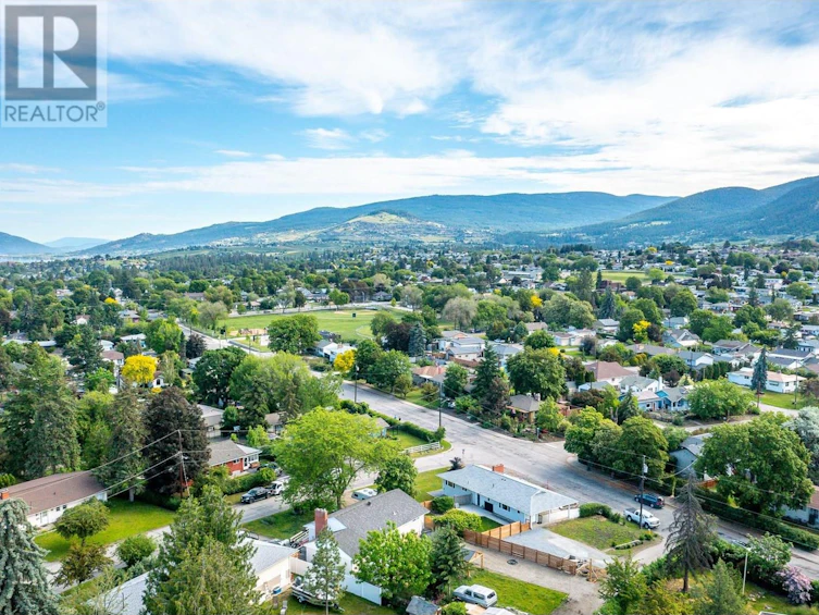 2708 18th Street, Vernon, BC, V1T 4A4 - 38