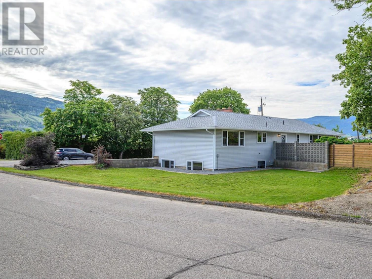 2708 18th Street, Vernon, BC, V1T 4A4 - 26