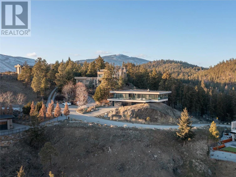 1190 Stoneypointe Court, Kelowna, BC, V1V 2Y3 - 11