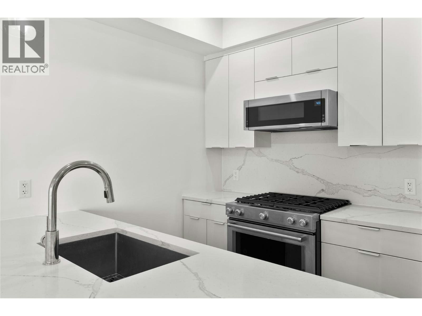 204-2627 Gore Street, Kelowna, BC, V1Y 1M6 - 7