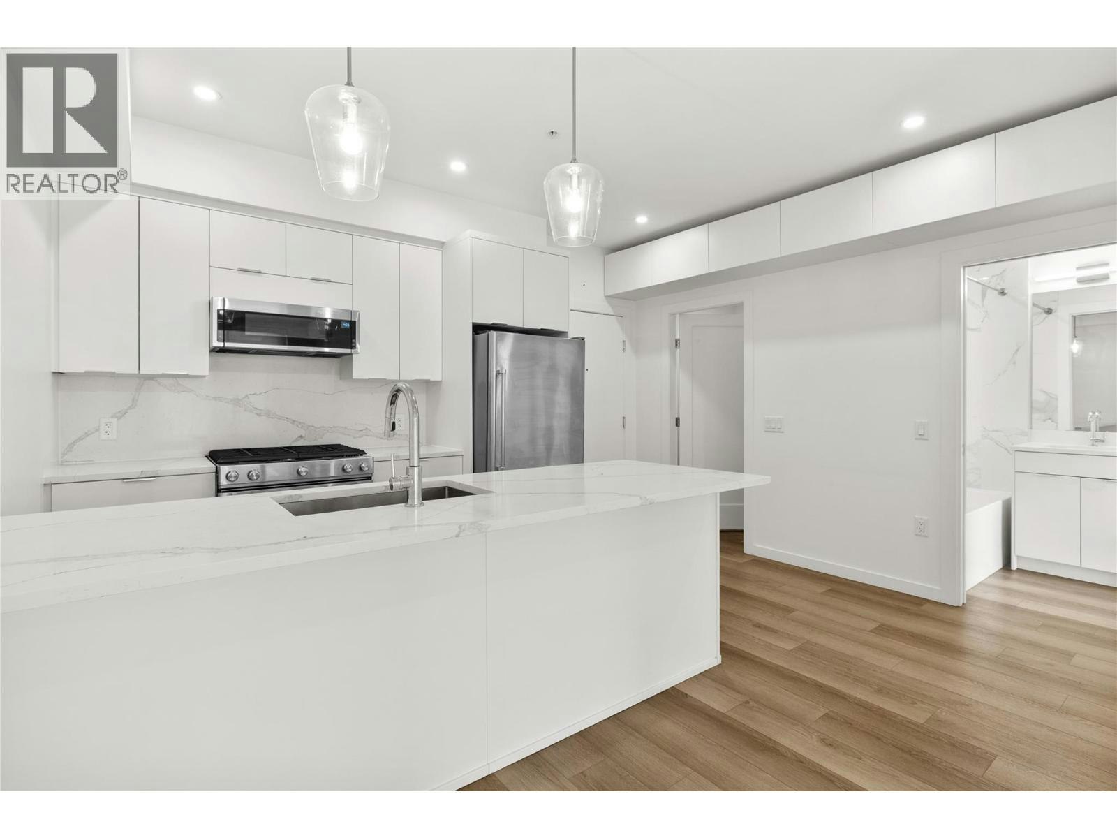 204-2627 Gore Street, Kelowna, BC, V1Y 1M6