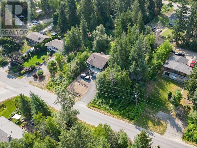 46 Centennial Drive, Blind Bay, BC, V0E 1H2 - 2