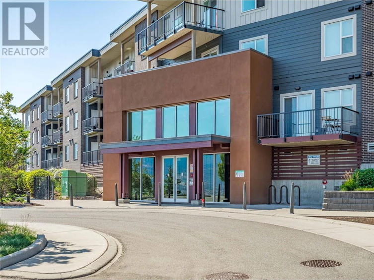 322-935 Academy Way, Kelowna, BC, V1V 3C9