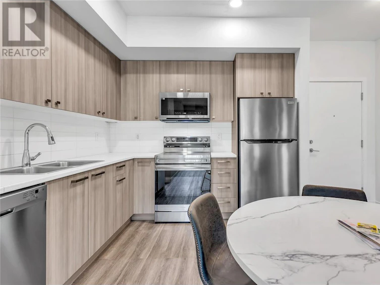 322-935 Academy Way, Kelowna, BC, V1V 3C9 - 3