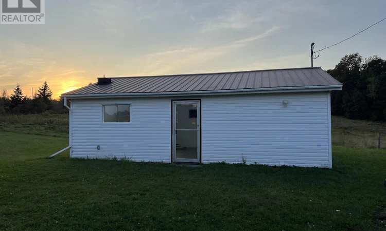 3111 Gairloch Road