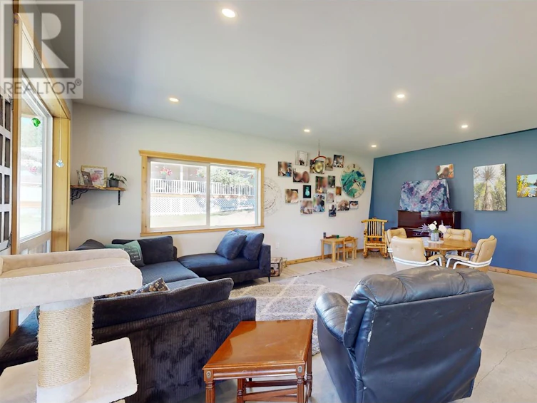 5070 Kinncum Place, 108 Mile Ranch, BC, V0K 2Z0 - 17
