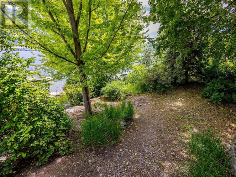 667 South Westside Road, West Kelowna, BC, V7Y 1A1 - 18