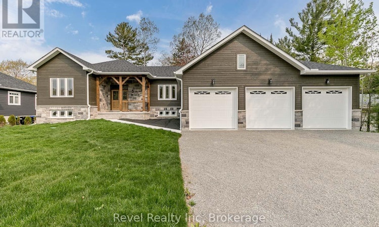 LOT-18 Voyageur Drive