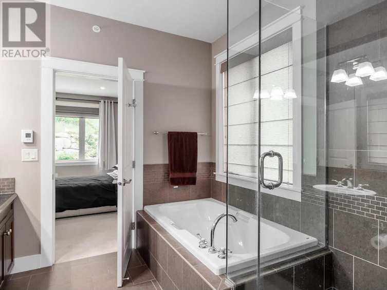 428 Longspoon Drive, Vernon, BC, V1H 2K2 - 14