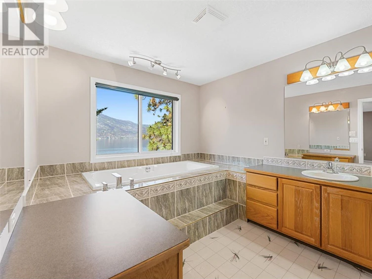2500 Dubbin Road, Kelowna, BC, V1V 2B8 - 37