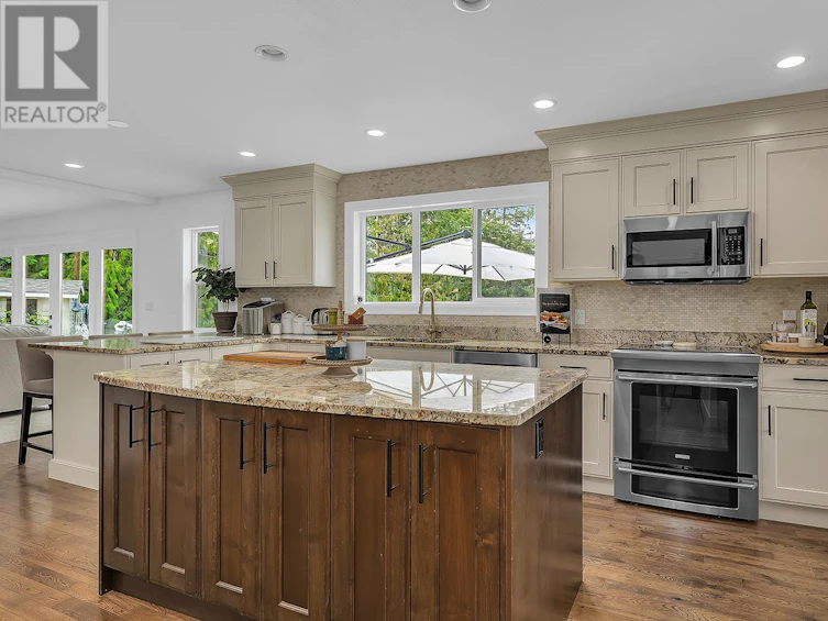 2378 Saucier Road, Kelowna, BC, V1W 4B8 - 10