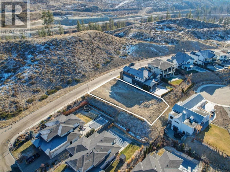 1707 Fawn Run Drive, Kelowna, BC, V1W 5N9 - 2