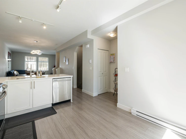 113-6030 142 Street, Surrey, BC, V3X 0J5 - 17