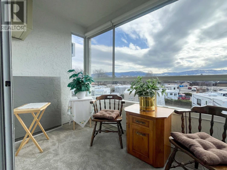 214-1329 Klo Road, Kelowna, BC, V1W 3N9 - 12