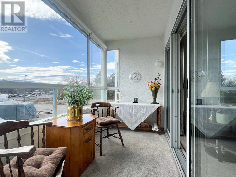 214-1329 Klo Road, Kelowna, BC, V1W 3N9 - 11