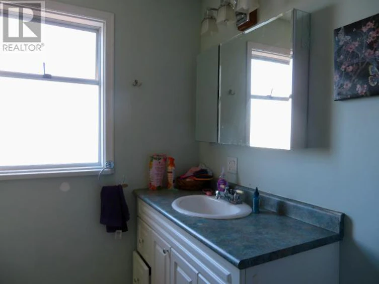 7153 Alberni Street, Powell River, BC, V8A 2C7 - 8
