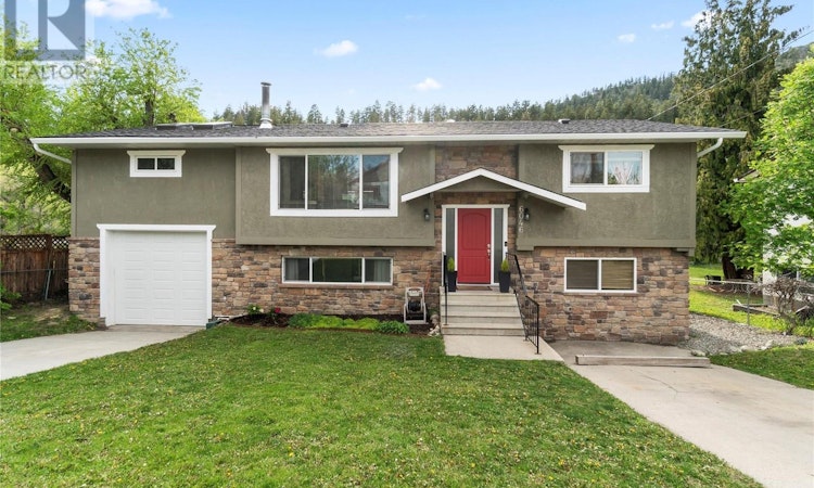 6046 Jackson Crescent