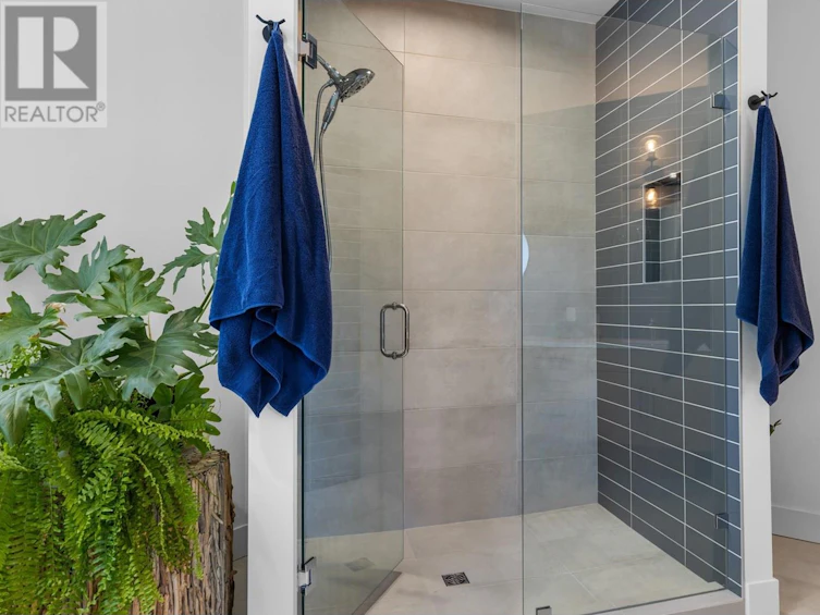 22-830 Westview Way, West Kelowna, BC, V1Z 0A5 - 32