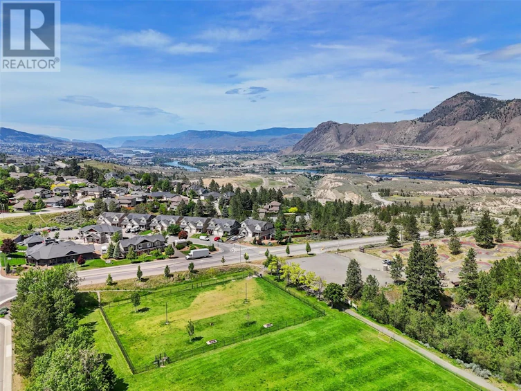2048 Highland Place, Kamloops, BC, V2E 0A8 - 49