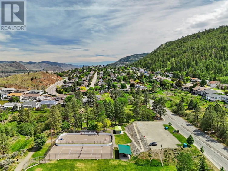 2048 Highland Place, Kamloops, BC, V2E 0A8 - 48