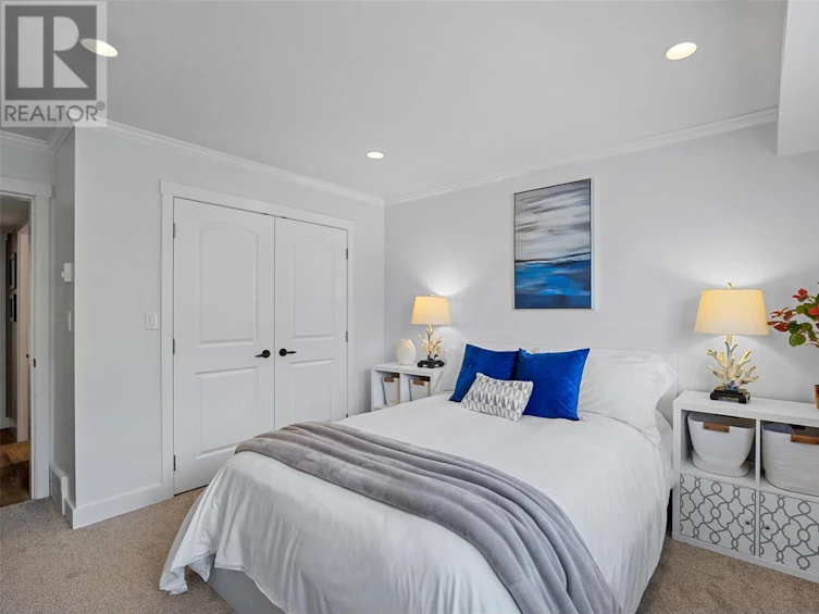 2048 Highland Place, Kamloops, BC, V2E 0A8 - 33