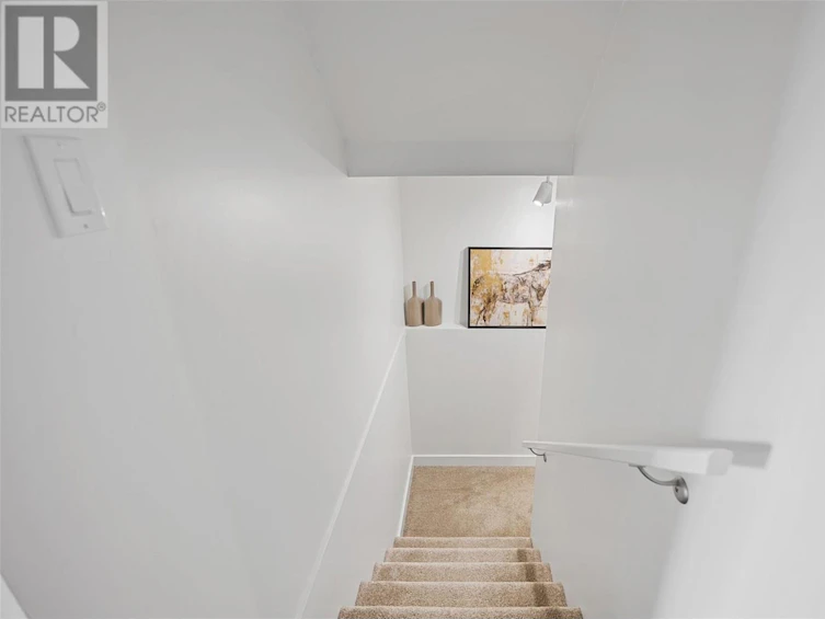 2048 Highland Place, Kamloops, BC, V2E 0A8 - 29