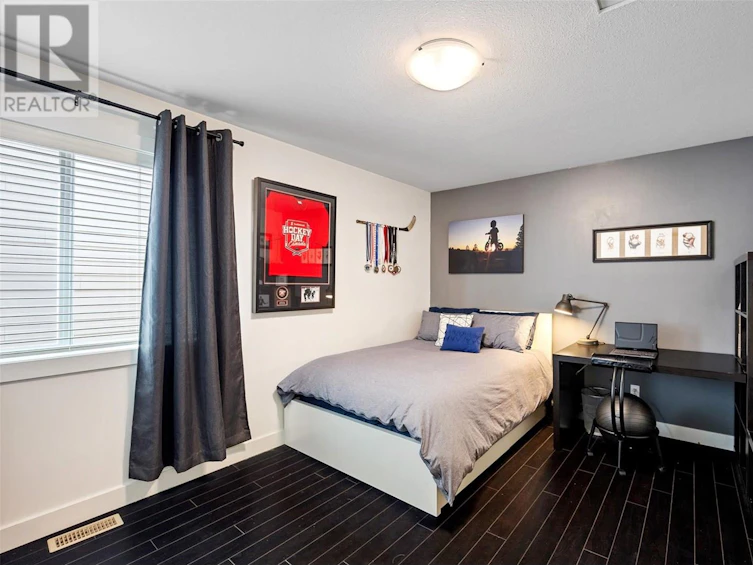 2048 Highland Place, Kamloops, BC, V2E 0A8 - 24