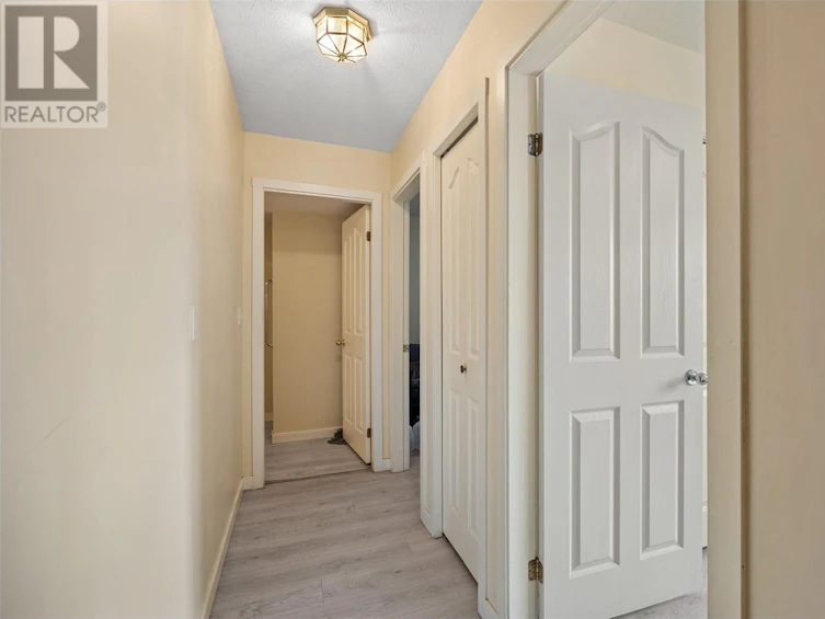 587 Monarch Drive, Kamloops, BC, V2E 2L9 - 37