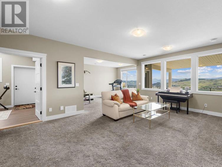 6658 Blackcomb Way, Vernon, BC, V1B 4E1 - 33