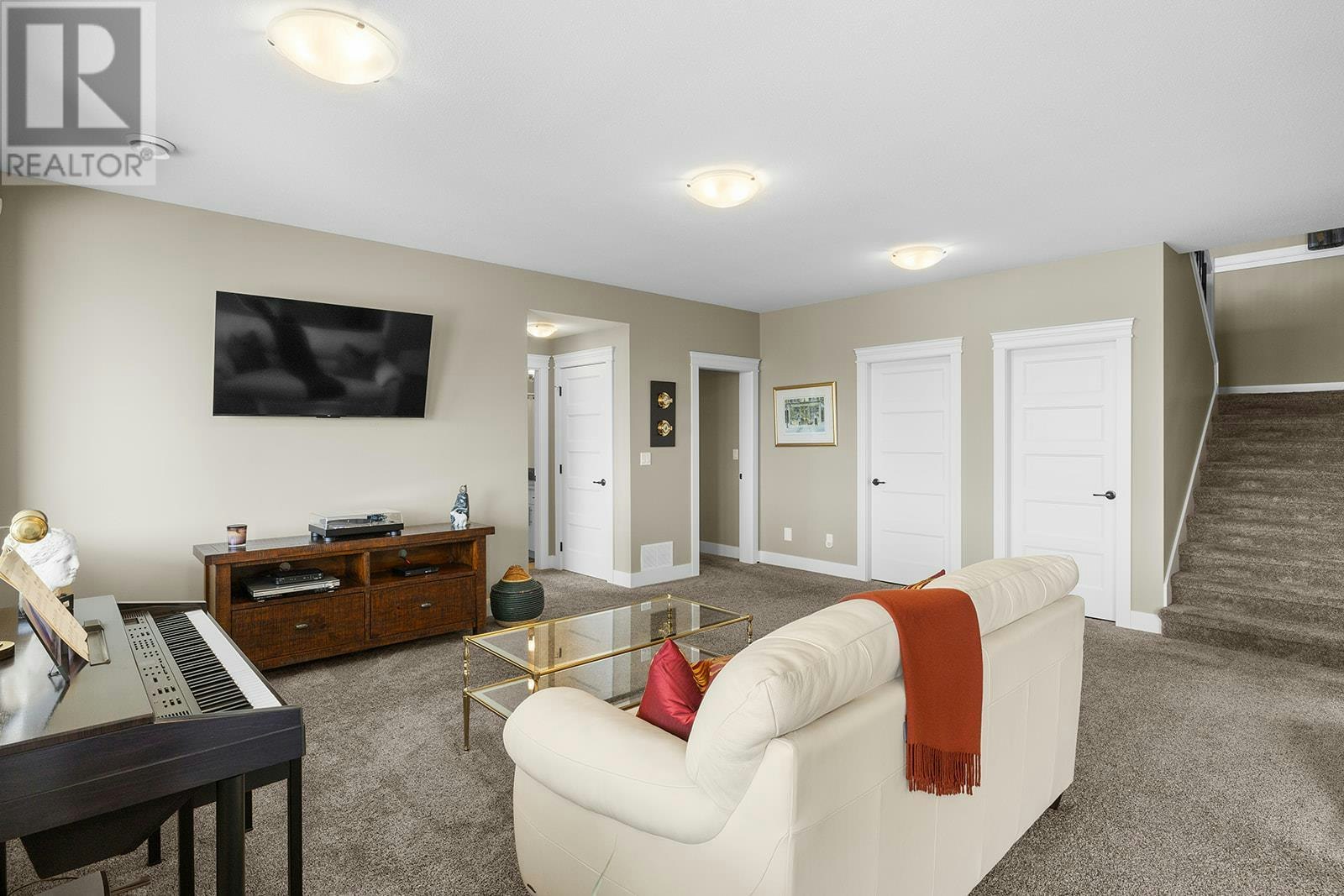 6658 Blackcomb Way, Vernon, BC, V1B 4E1 - 34