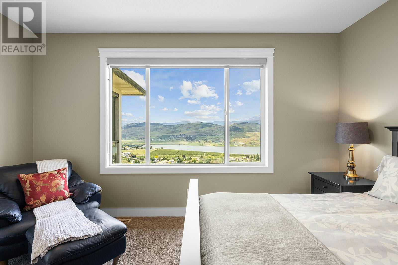 6658 Blackcomb Way, Vernon, BC, V1B 4E1 - 26
