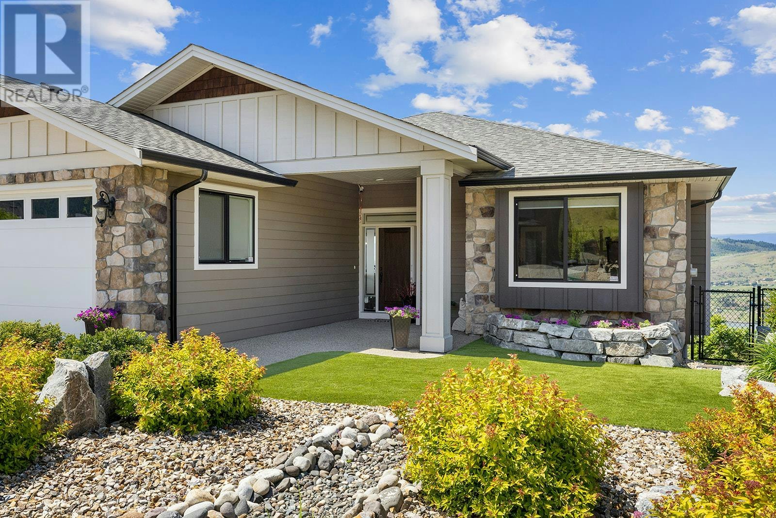 6658 Blackcomb Way, Vernon, BC, V1B 4E1 - 44