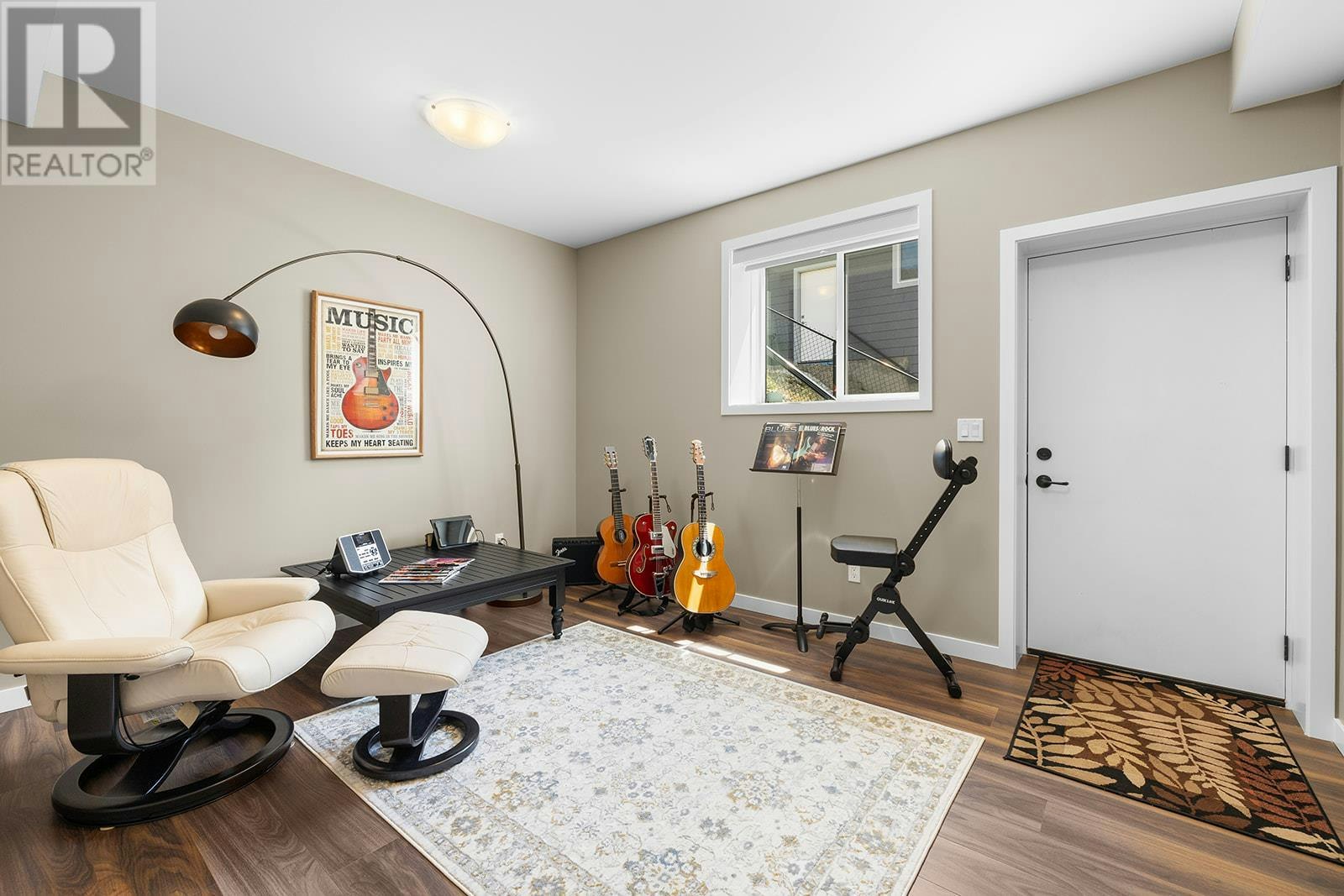 6658 Blackcomb Way, Vernon, BC, V1B 4E1 - 40
