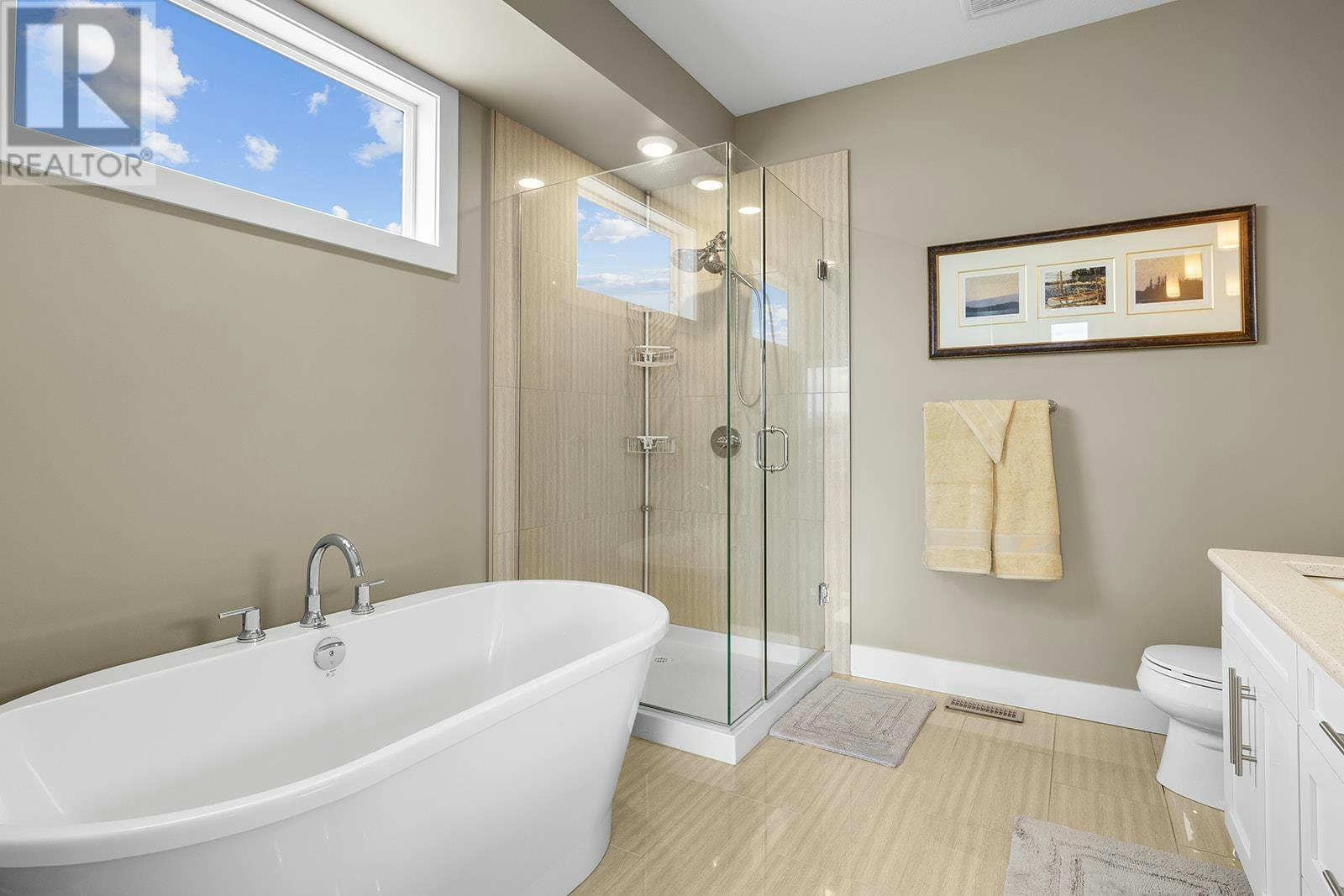 6658 Blackcomb Way, Vernon, BC, V1B 4E1 - 28