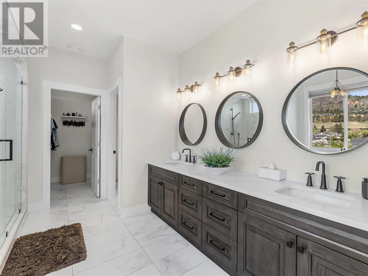 3010 Thacker Drive, West Kelowna, BC, V1Z 1X4 - 40