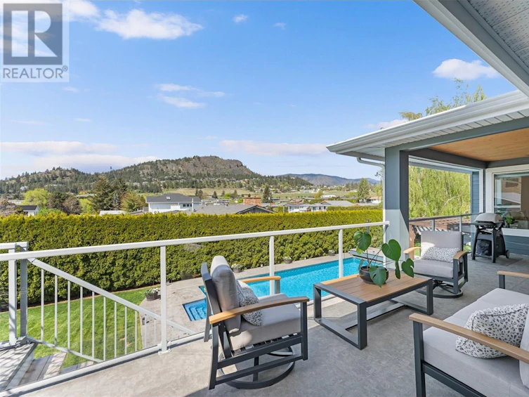 3010 Thacker Drive, West Kelowna, BC, V1Z 1X4 - 30