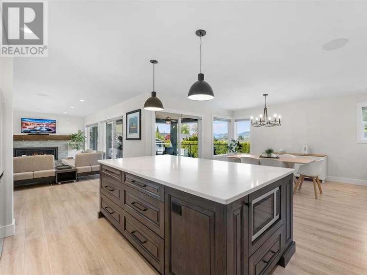 3010 Thacker Drive, West Kelowna, BC, V1Z 1X4 - 18