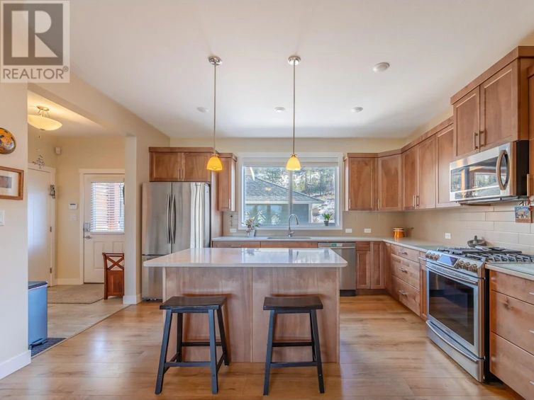 926 Holden Road, Penticton, BC, V2A 9G6 - 5