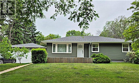 415 4th Street NE, Weyburn, SK, S4H 0Y8