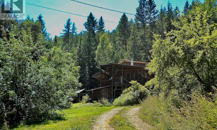 6119 Slocan River Road
