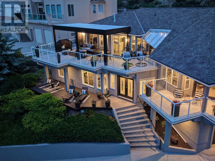 510 Casa Grande Drive, West Kelowna, BC, V1Z 3M4 - 2