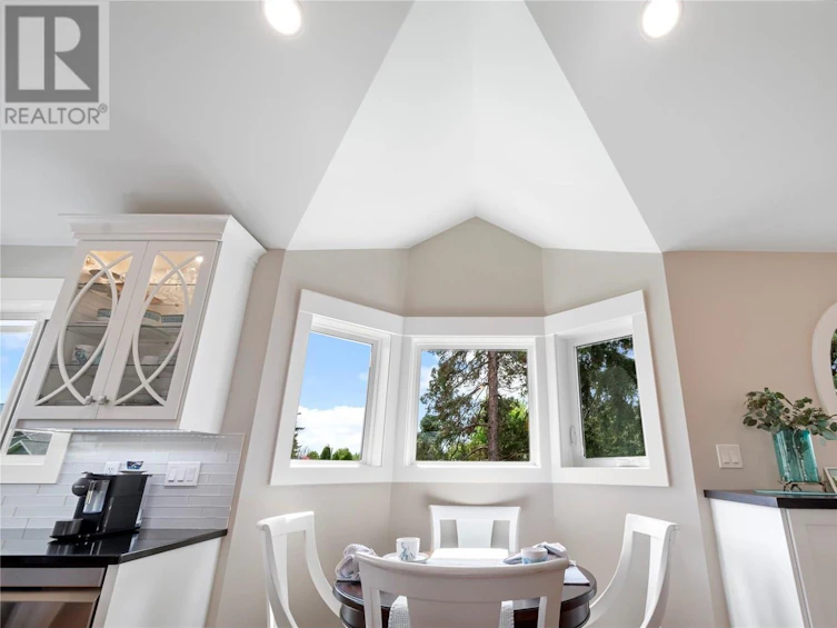 403 Windsor Avenue, Penticton, BC, V2A 2K5 - 7