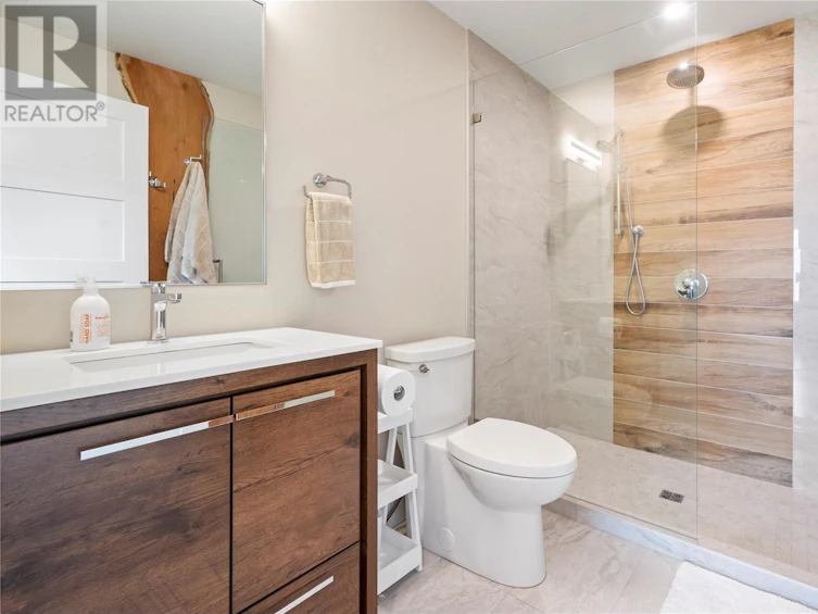 403 Windsor Avenue, Penticton, BC, V2A 2K5 - 15