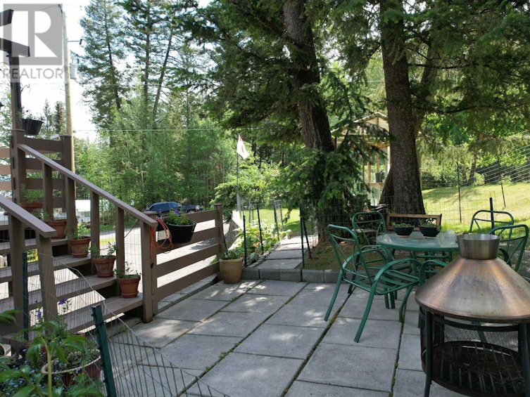6472 Ewen Road, 100 Mile House, BC, V0K 2E3 - 3