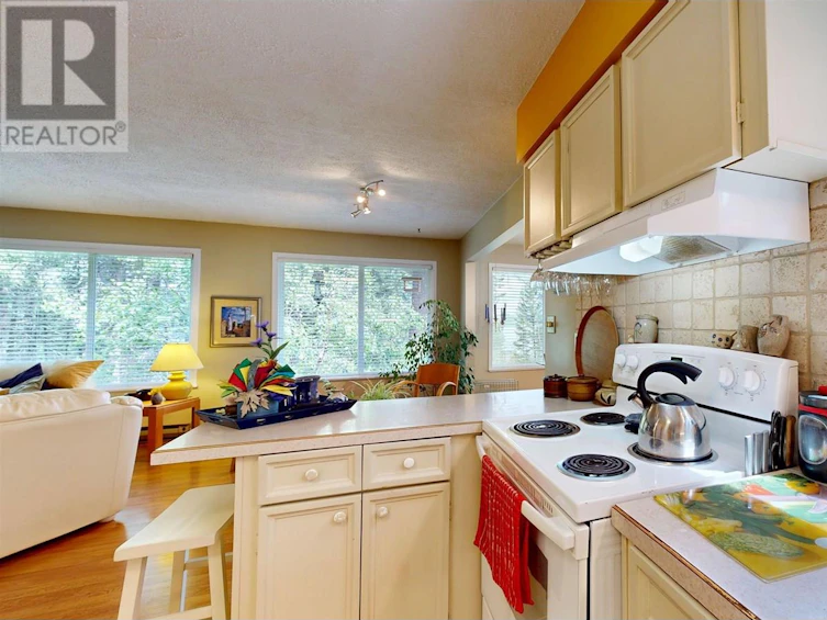 6472 Ewen Road, 100 Mile House, BC, V0K 2E3 - 21