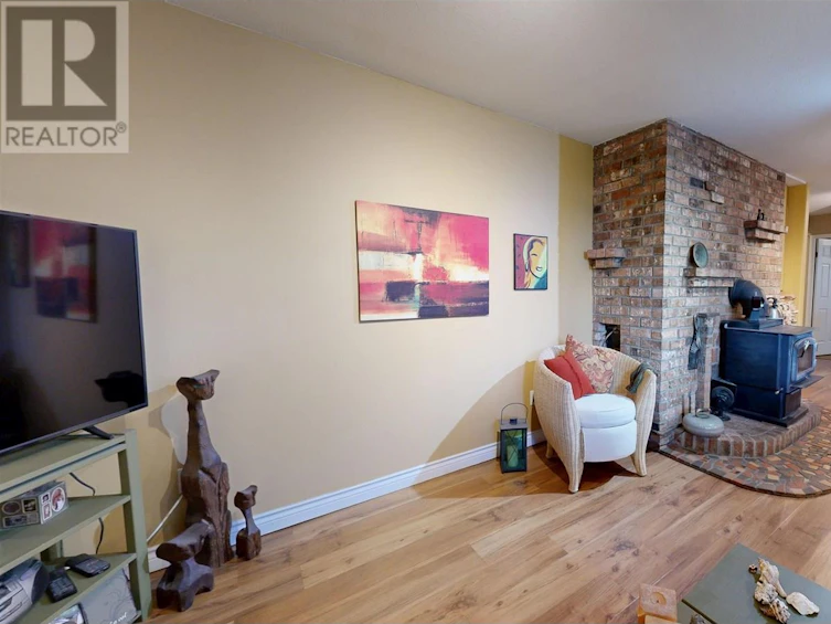 6472 Ewen Road, 100 Mile House, BC, V0K 2E3 - 27