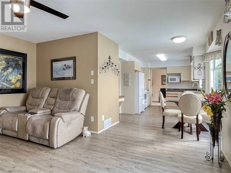8 Bayview Crescent, Osoyoos, BC, V0H 1V6 - 42